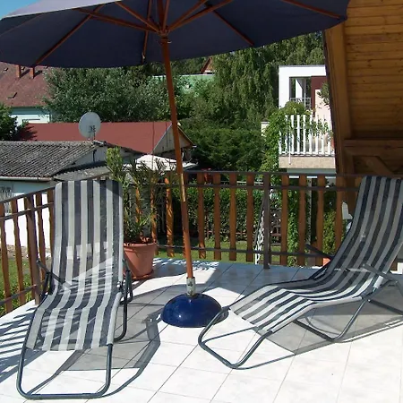 Strandkoezeli Nyaralohaz Apartment *